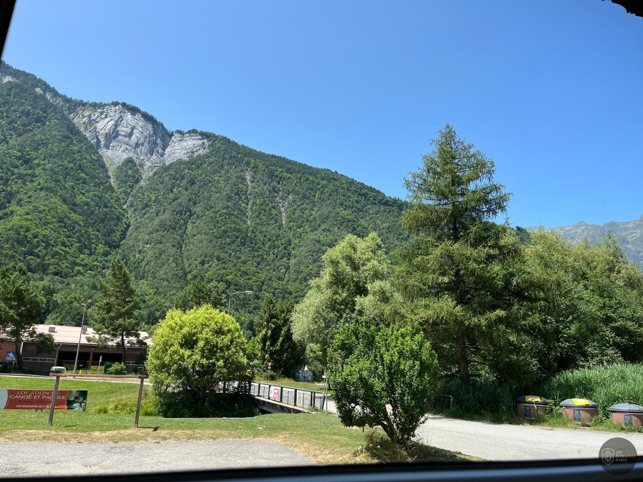 Vue extérieure du lieu La Rive Lyon en Auvergne-Rhône-Alpes