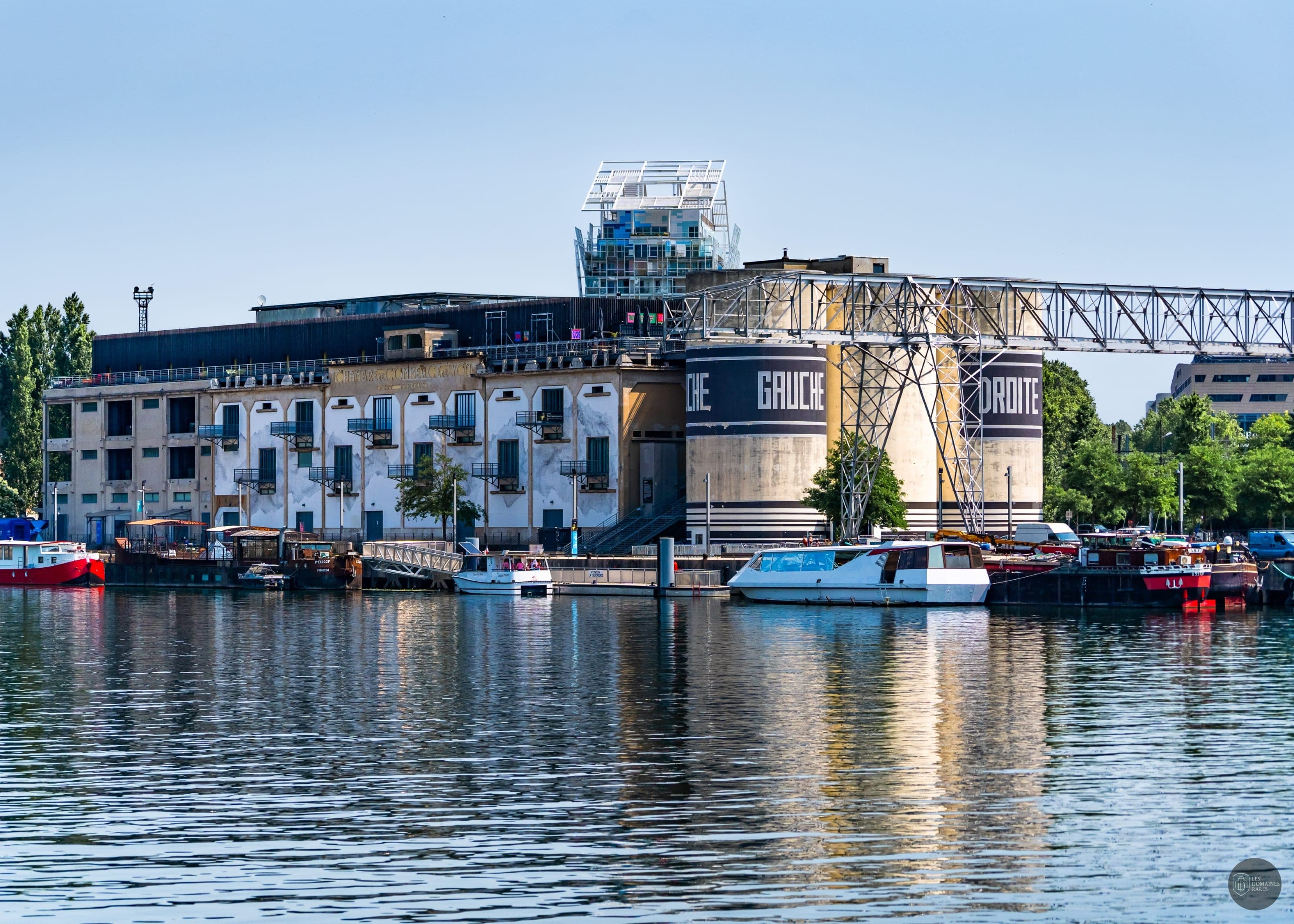 Vue extérieure du lieu La Sucrière à Lyon en Auvergne-Rhône-Alpes