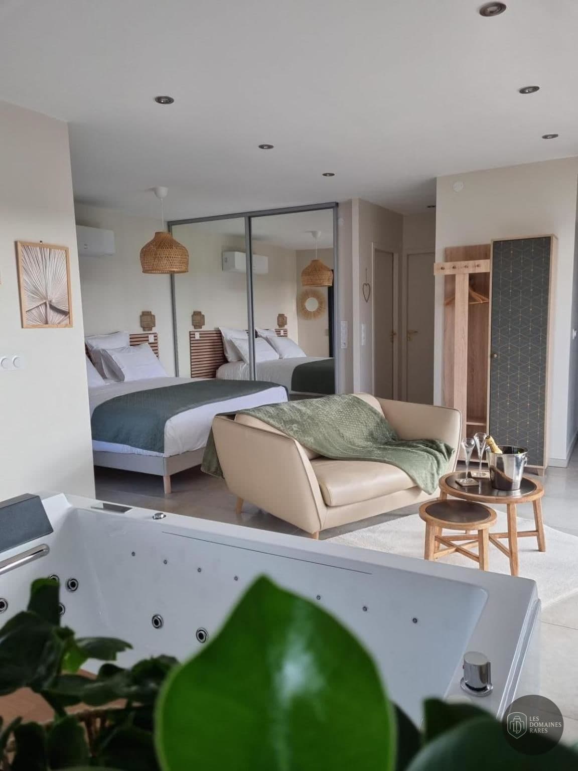 La Suite — Intérieur