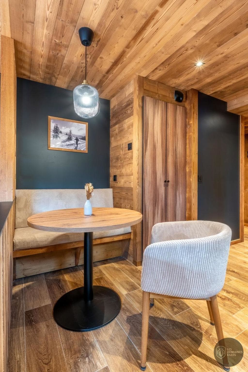 La Table 101 — Extérieur