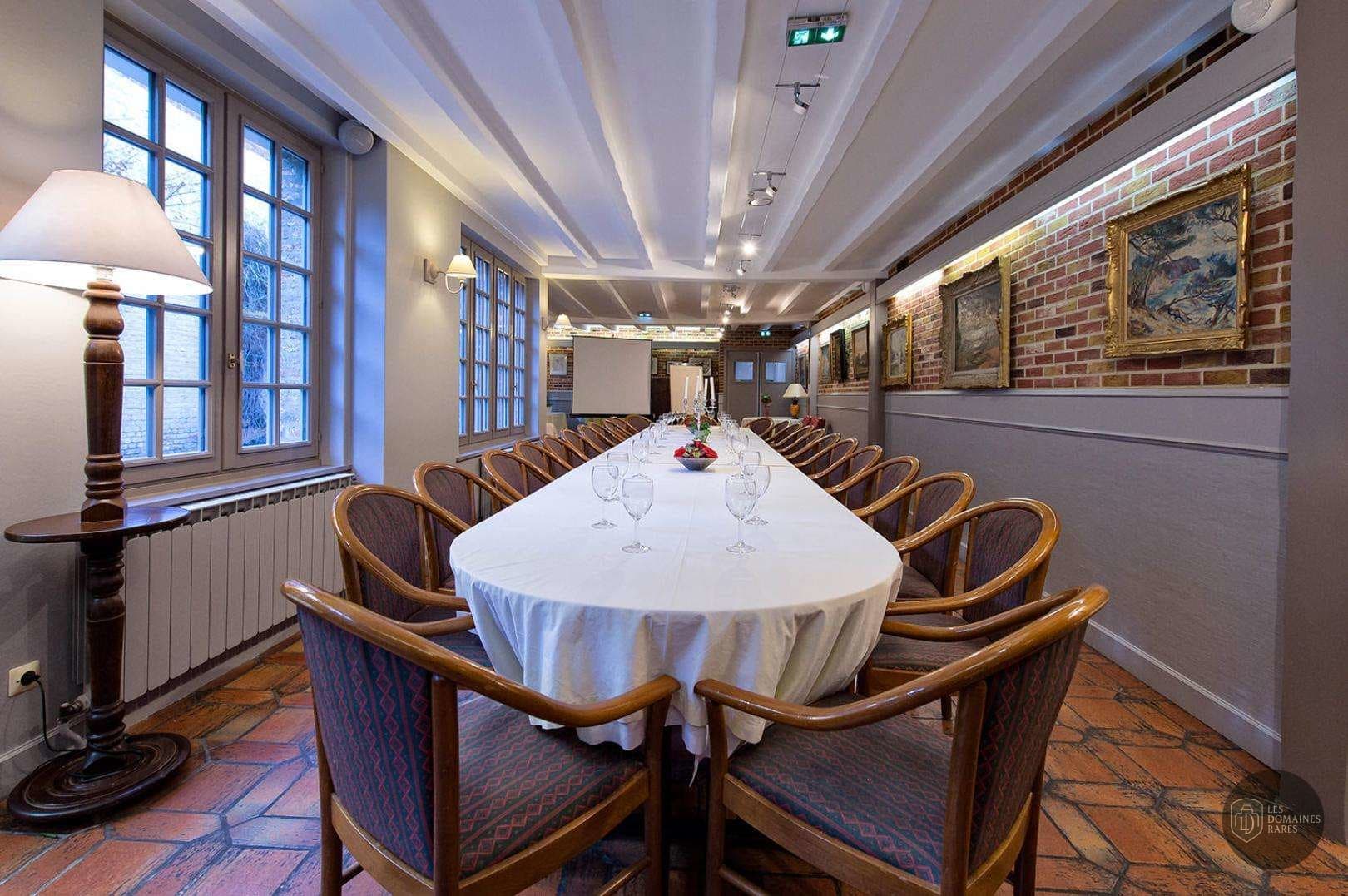 Salle de réunion 3 du lieu La Terrasse à Fort en Hauts-de-France
