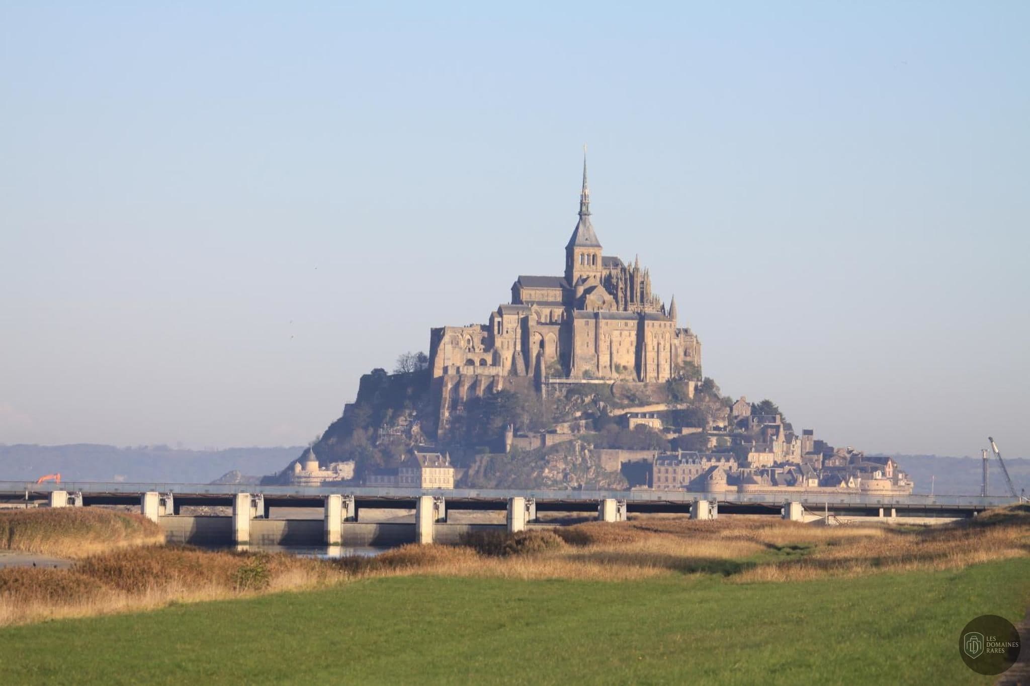 Vue extérieure du lieu La Tour Brette à Pontorson en Normandie