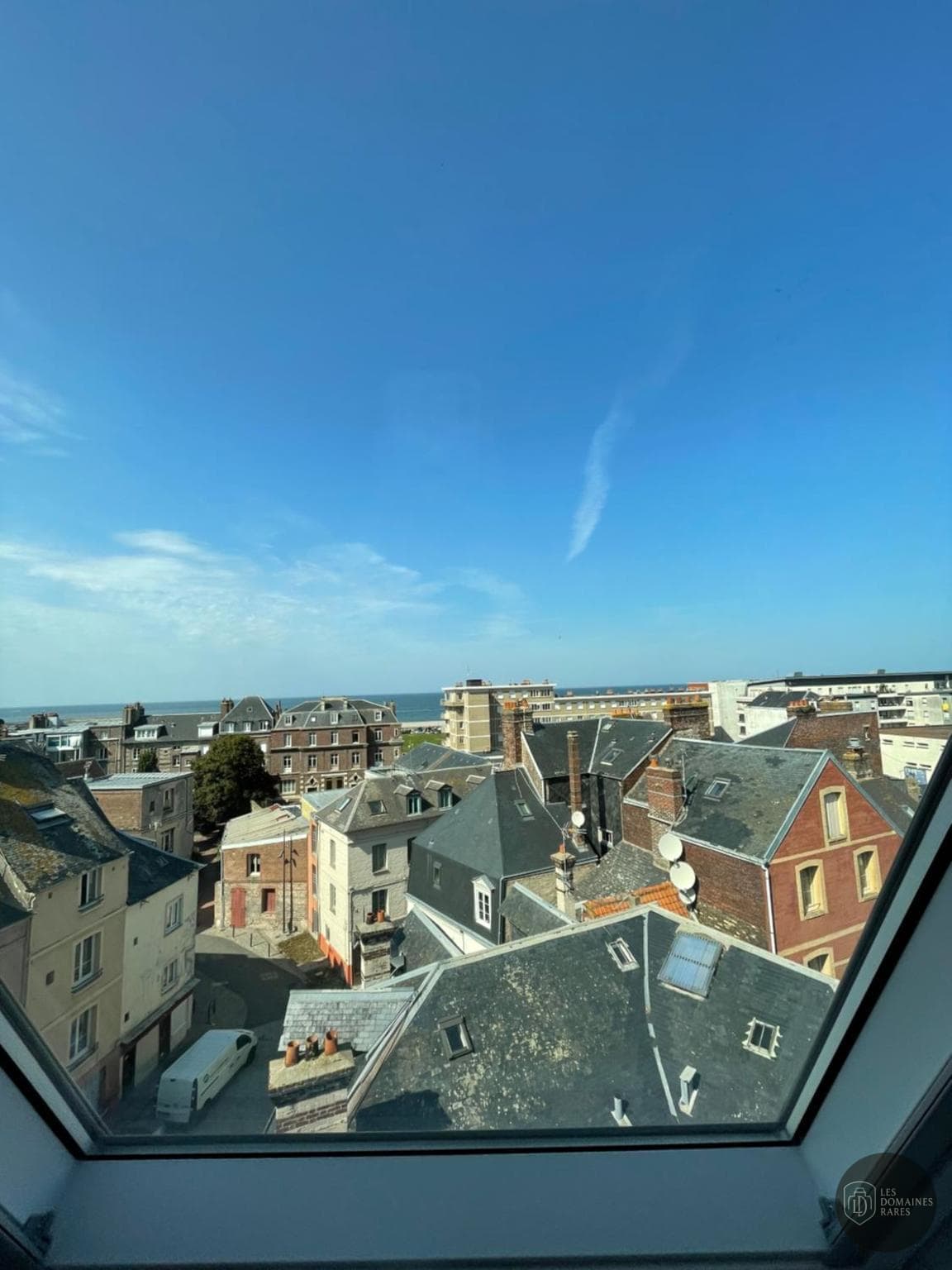 Vue extérieure du lieu La Tour aux Crabes à Dieppe en Normandie