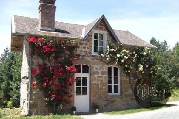 Vue extérieure du lieu La Vaupeline en Nouvelle-Aquitaine
