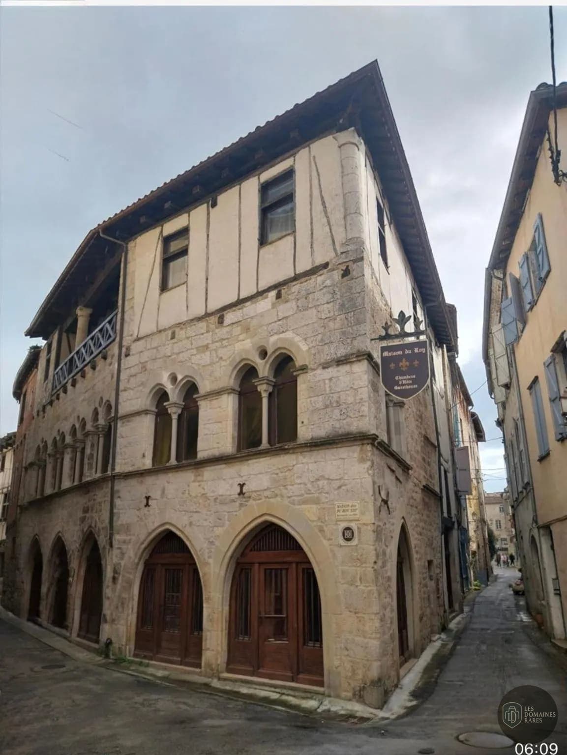 Vue extérieure du domaine La Veyrie à Bernin en Auvergne-Rhône-Alpes