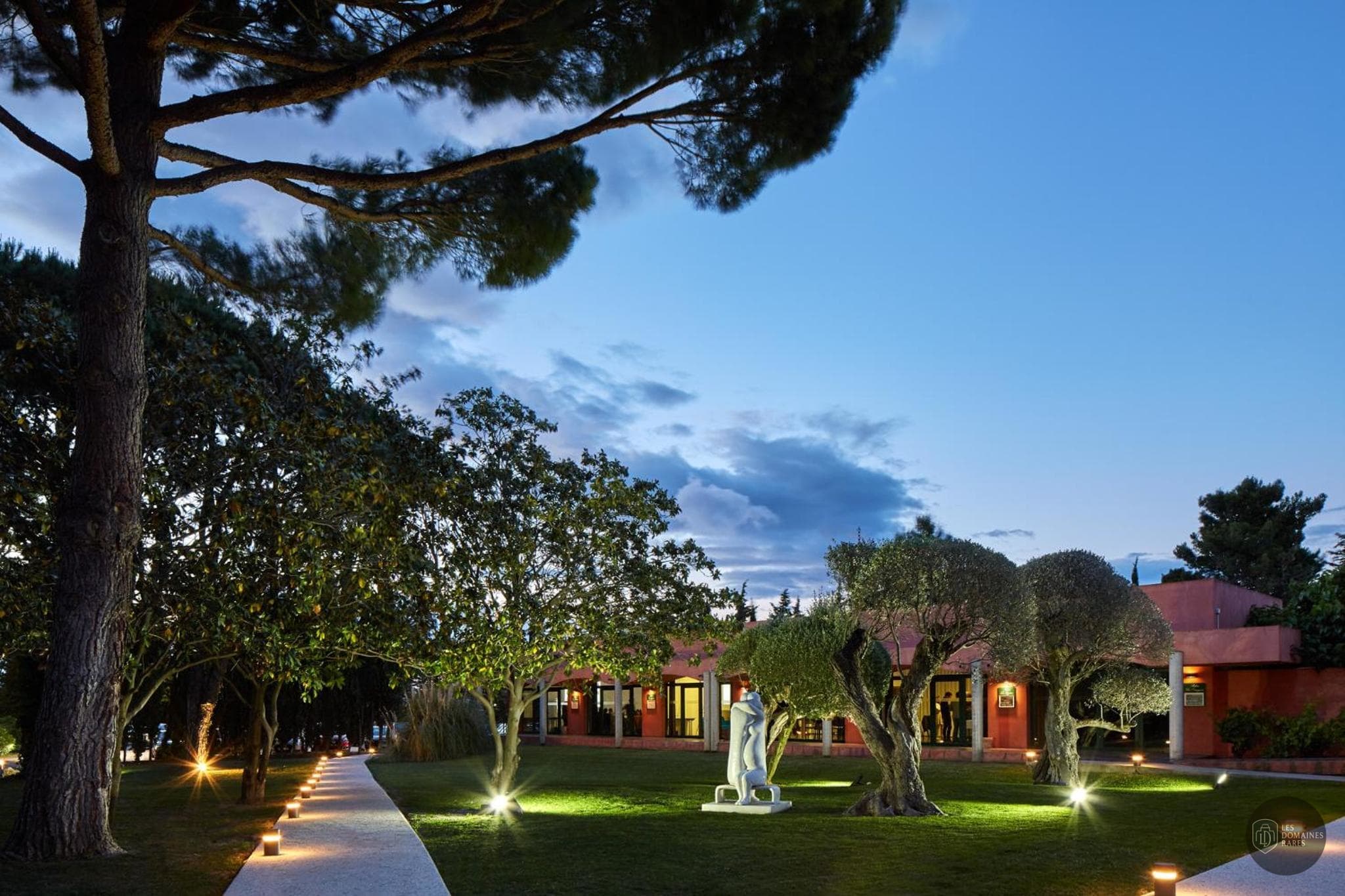 Vue extérieure de l'hôtel La Villa Duflot à Perpignan en Occitanie