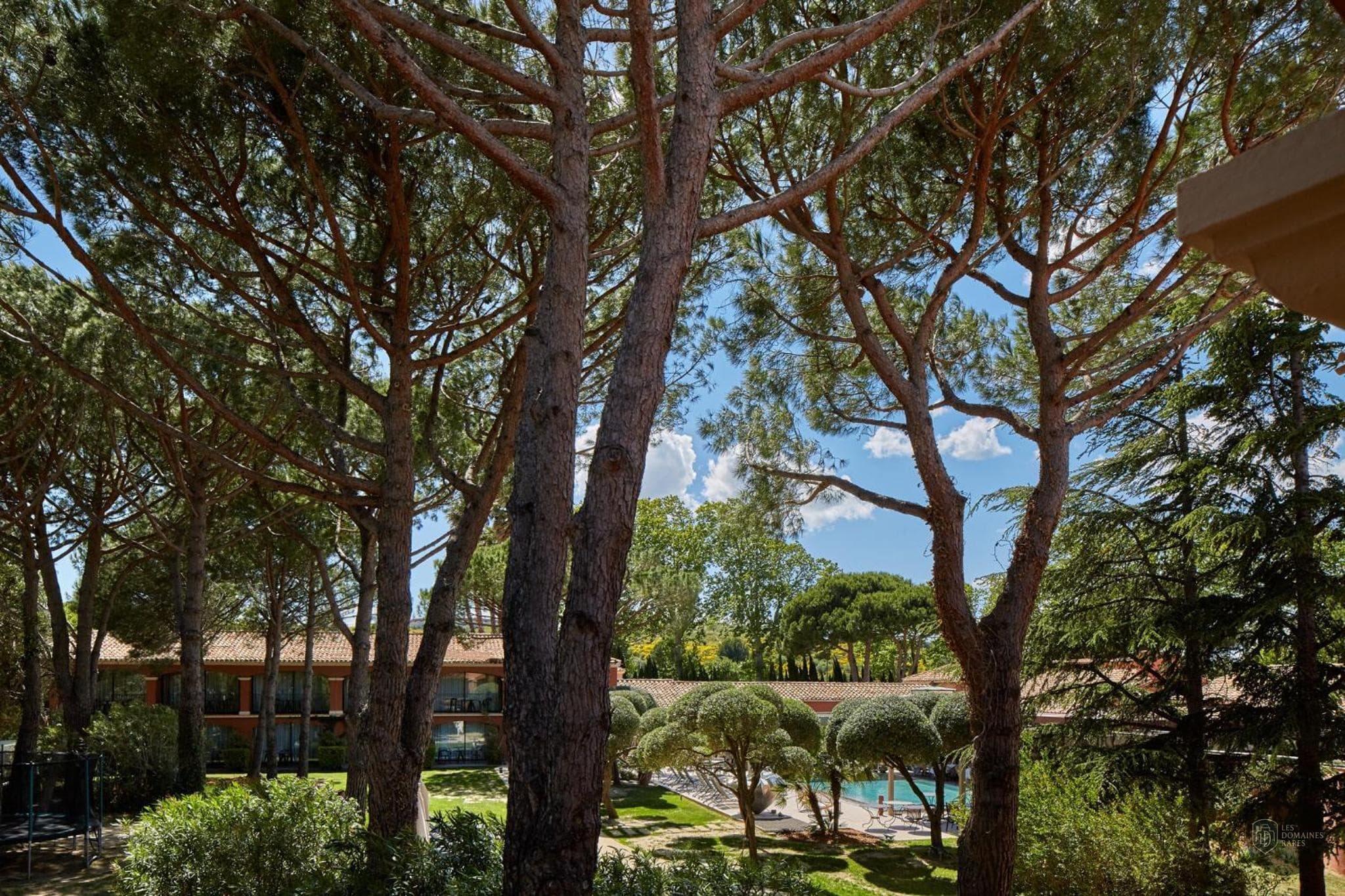 Vue extérieure de l'hôtel La Villa Duflot à Perpignan en Occitanie