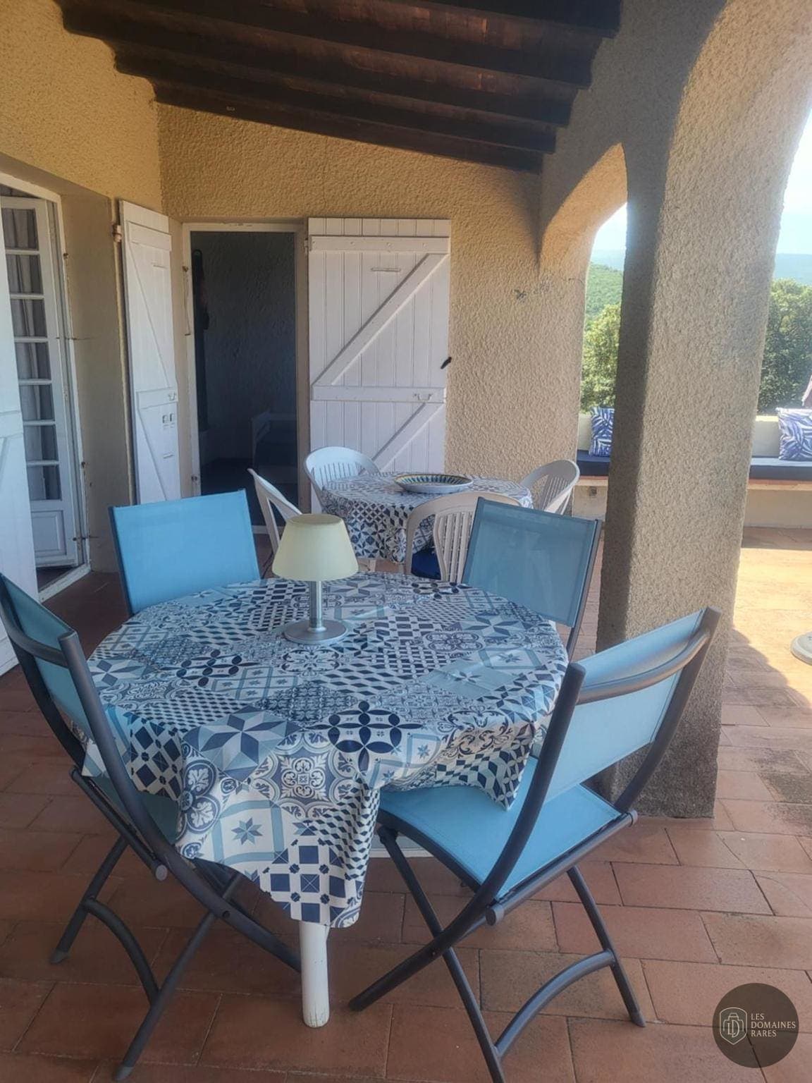 La Villa K — Extérieur