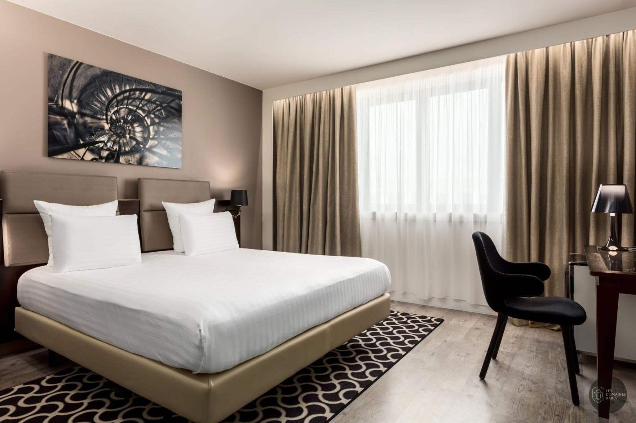 Chambre de l'hôtel La Villa Maillot à Paris en Île-de-France