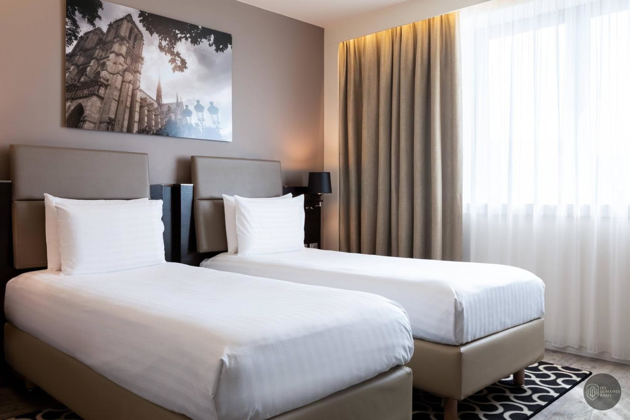 Chambre de l'hôtel La Villa Maillot à Paris en Île-de-France