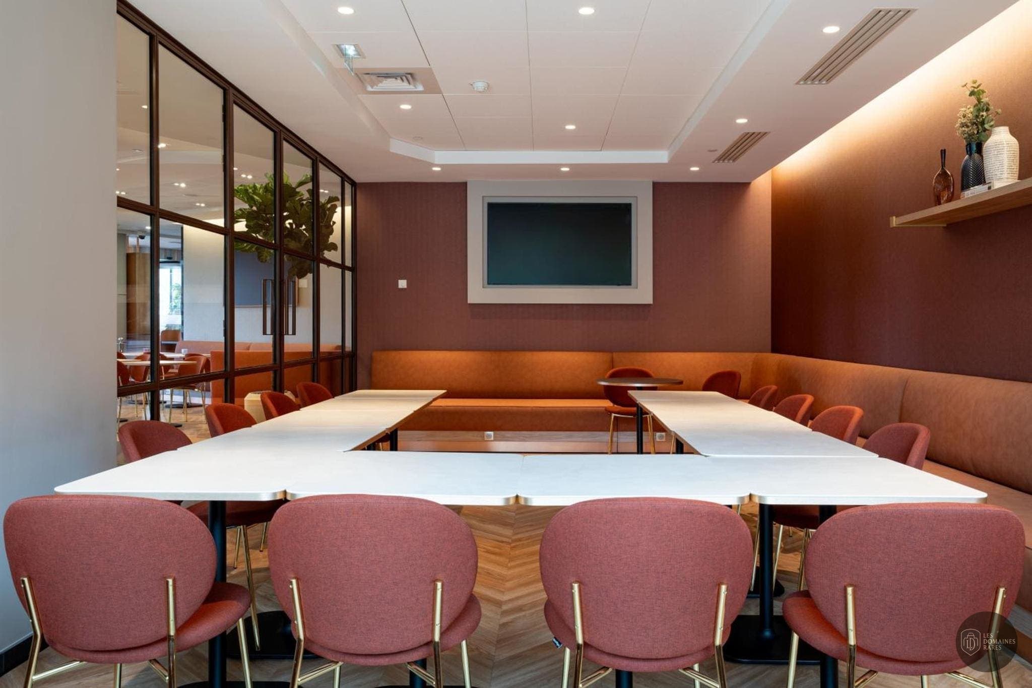 Salle de réunion 1 de l'hôtel La Villa Maillot à Paris en Île-de-France