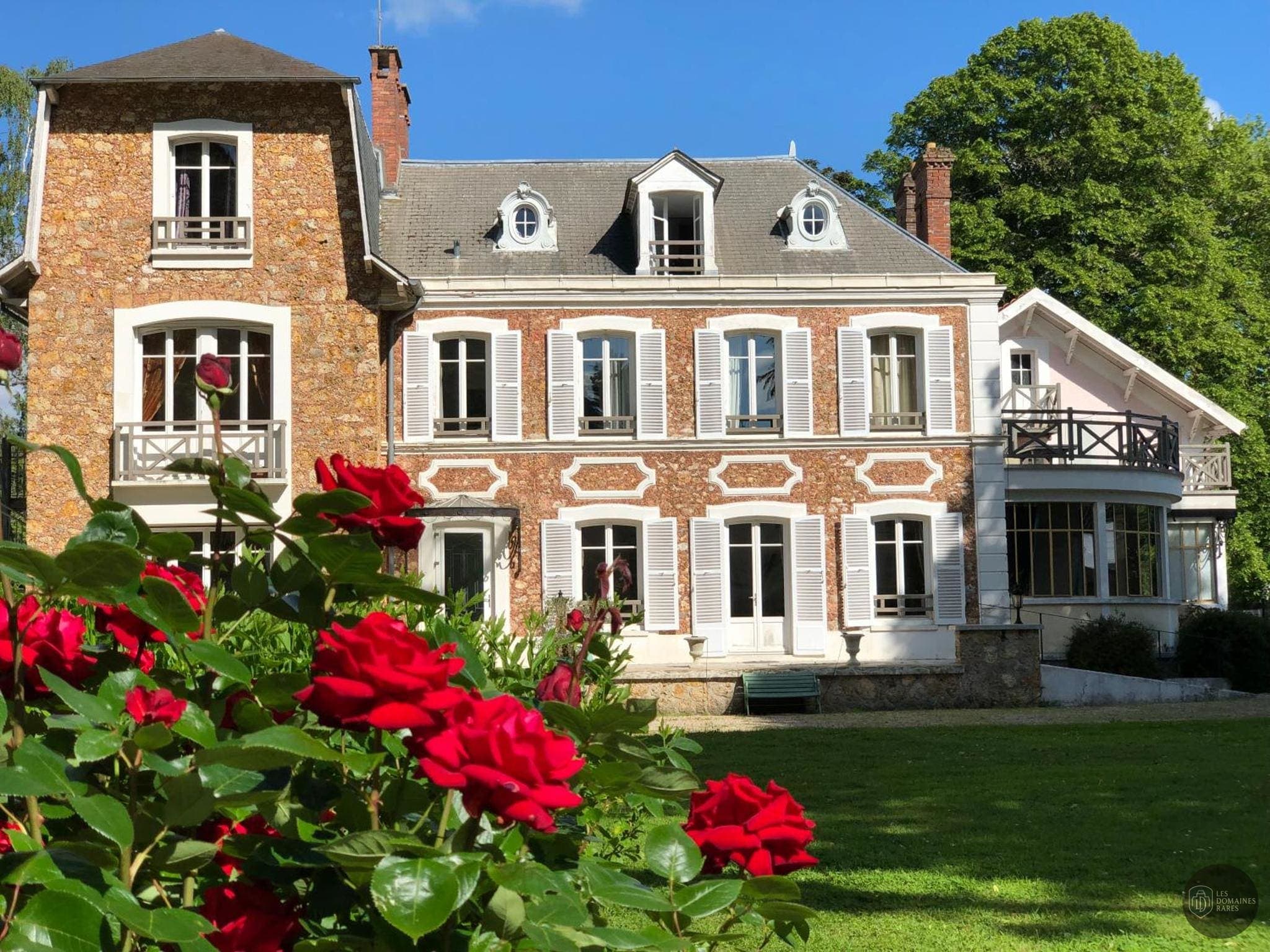 Vue extérieure de la villa La Villa Rochette en Île-de-France