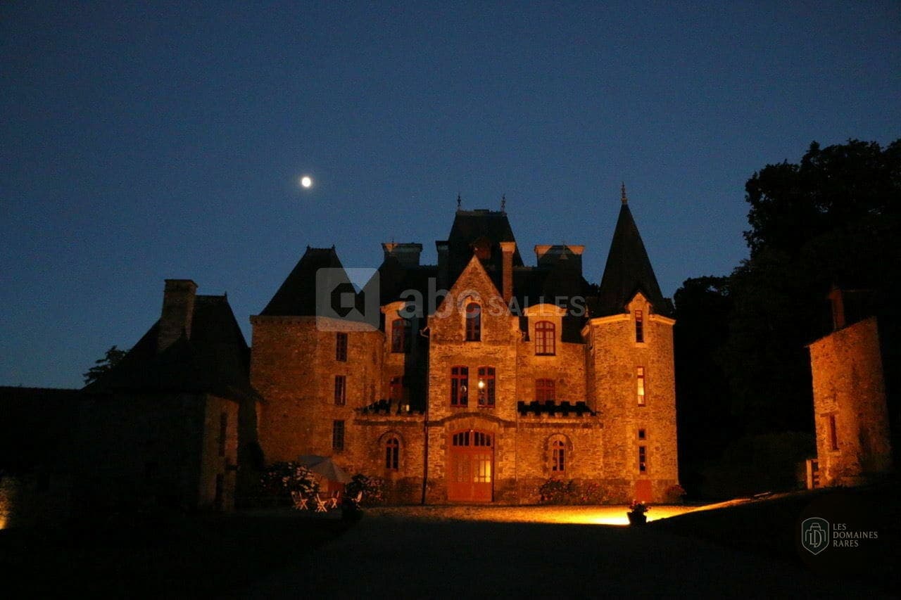 Vue extérieure du lieu La Villequeno à Quelneuc en Bretagne