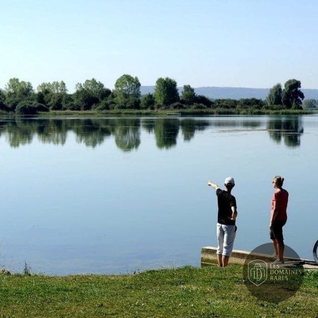 Vue extérieure du lieu Lac Madine en Grand Est