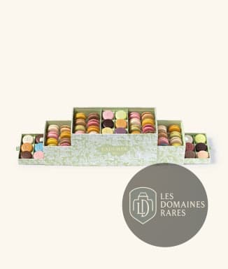 Restaurant de l'auberge Ladurée à Paris en Île-de-France
