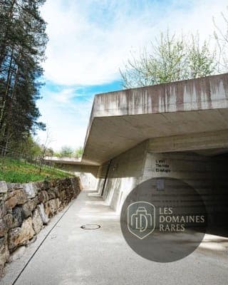 Vue extérieure du lieu Lascaux en Nouvelle-Aquitaine