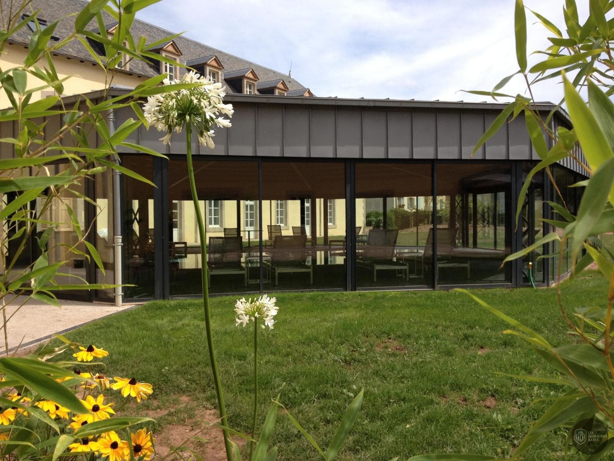 Vue extérieure de l'hôtel Le 1837 en Occitanie