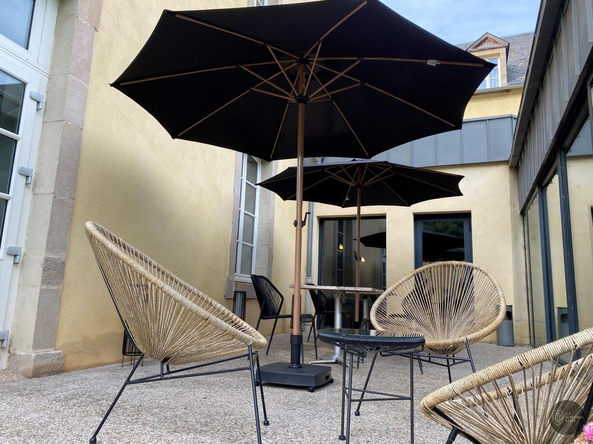 Vue extérieure de l'hôtel Le 1837 en Occitanie