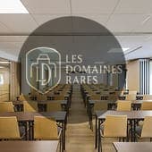 Salle de réunion type salle de classe
