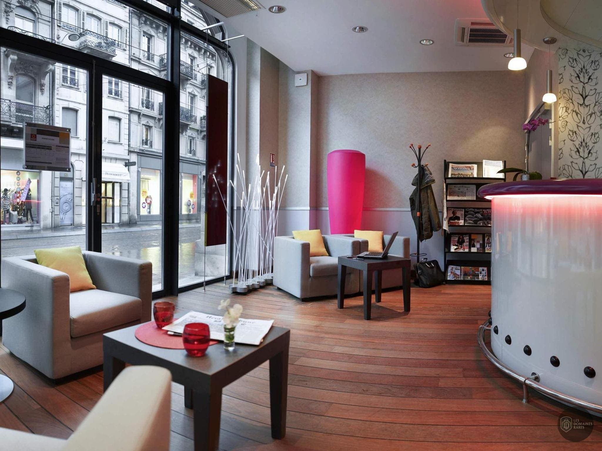 Espace intérieur du lieu Le 67 Meeting Place à Paris en Île-de-France