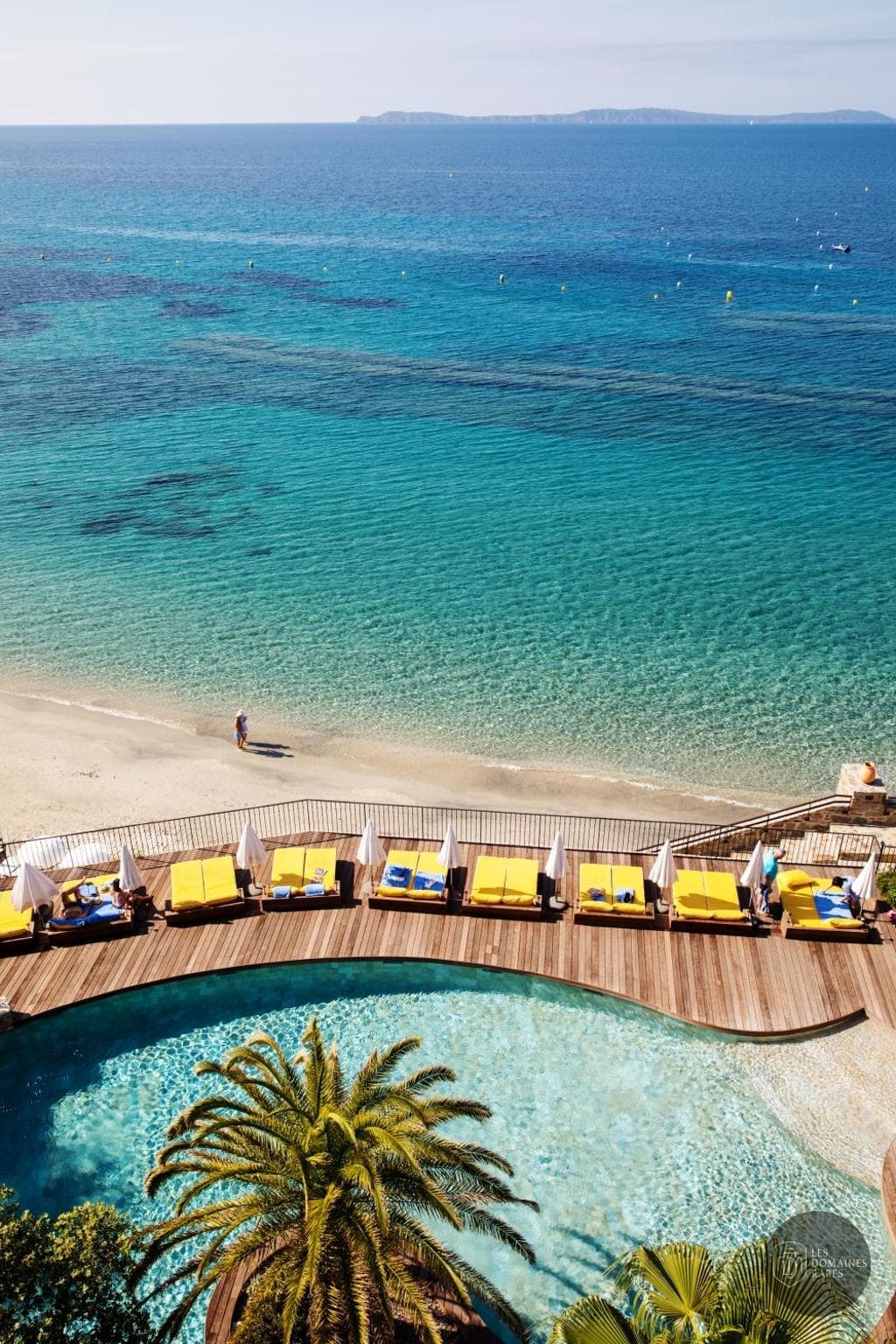 Vue extérieure de l'hôtel Le Bailli de Suffren à Le en Provence-Alpes-Côte d'Azur