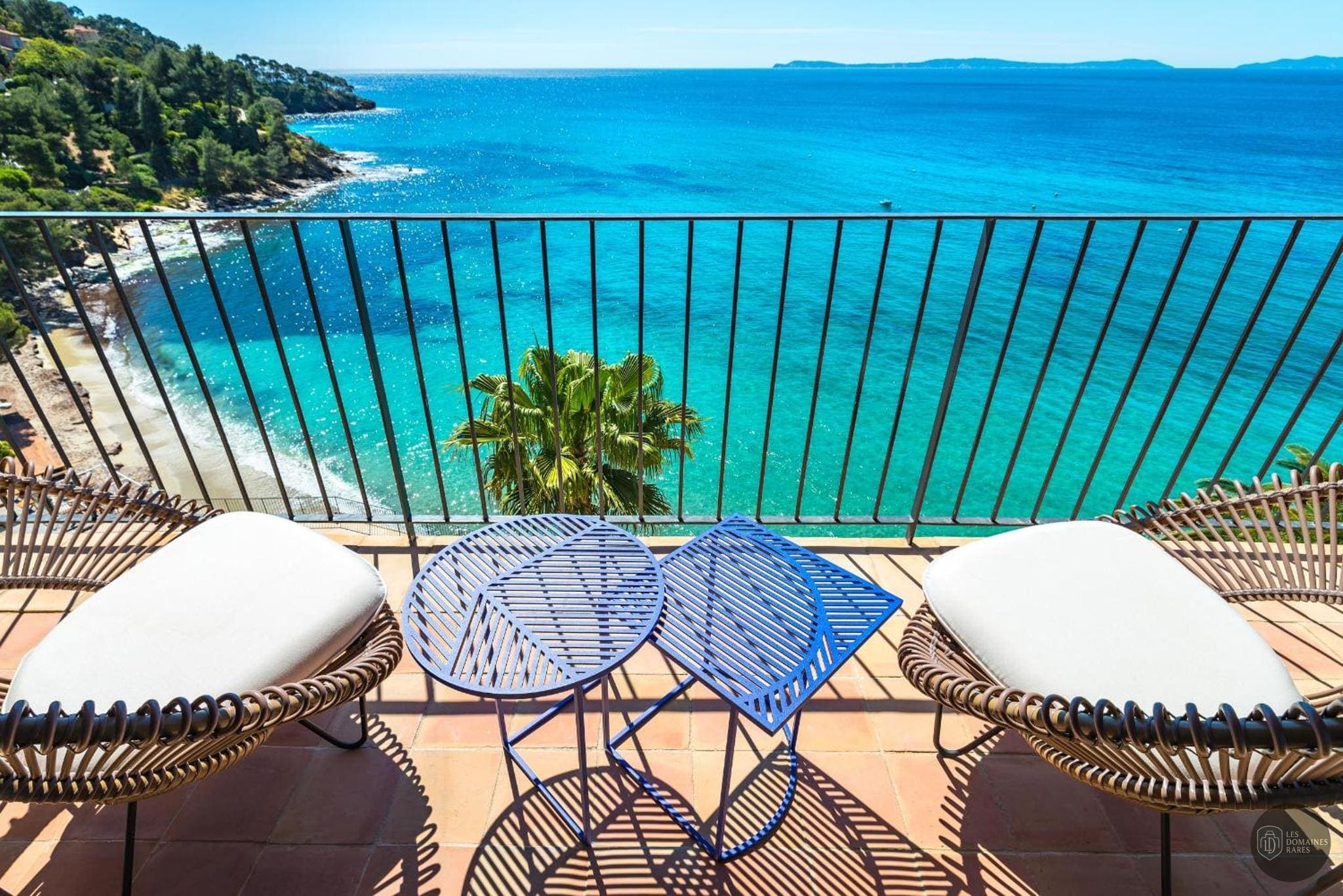 Vue extérieure de l'hôtel Le Bailli de Suffren à Le en Provence-Alpes-Côte d'Azur