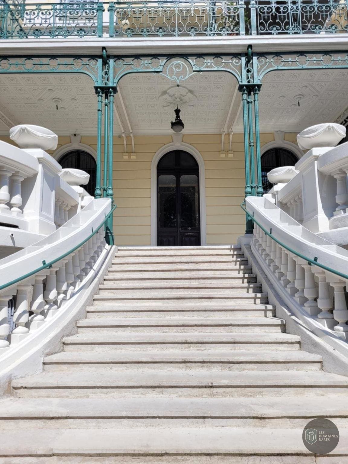 Vue extérieure de l'hôtel Le Beau Site en Auvergne-Rhône-Alpes