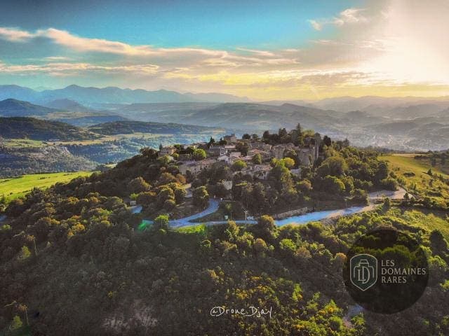 Vue extérieure du lieu Le Belvedère à Lyon en Auvergne-Rhône-Alpes
