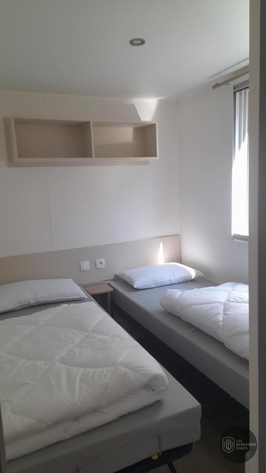 Chambre du lieu Le Bois Dormant à Champagnole en Bourgogne-Franche-Comté - séminaire saint-claude
