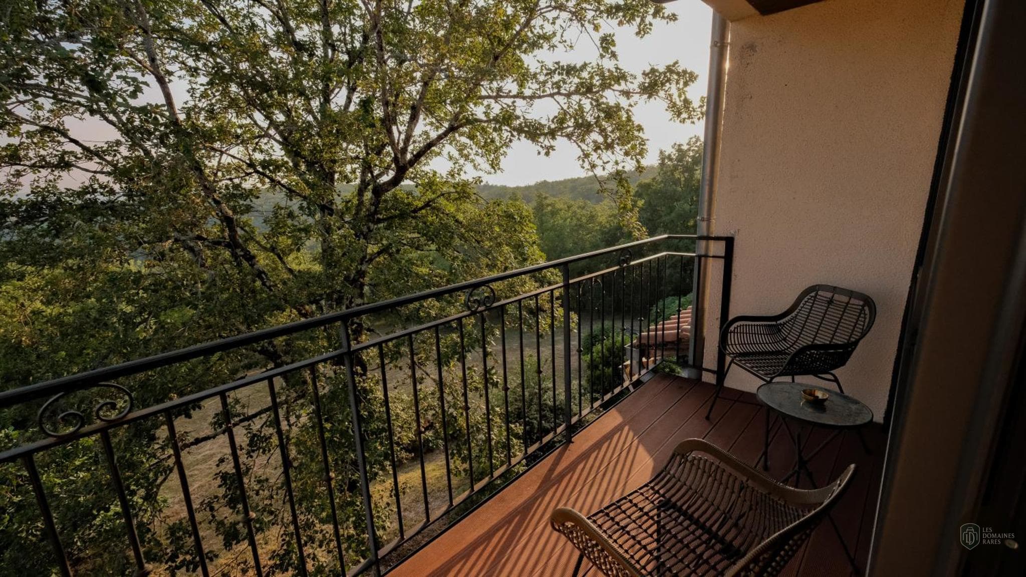 Vue extérieure de l'hôtel Le Bois d'Imbert à Rocamadour en Occitanie