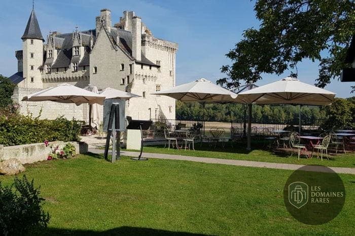 Vue extérieure du lieu Le Bussy à Montsoreau en Pays de la Loire