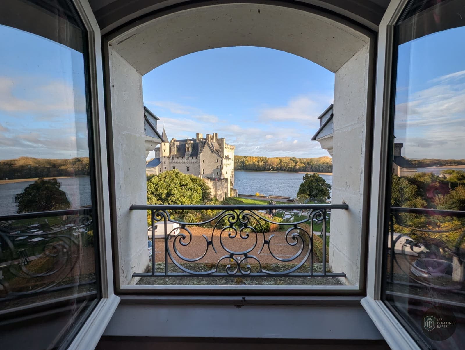 Vue extérieure du lieu Le Bussy à Montsoreau en Pays de la Loire