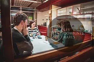 Espace intérieur du lieu Le Camp Vert en Bretagne