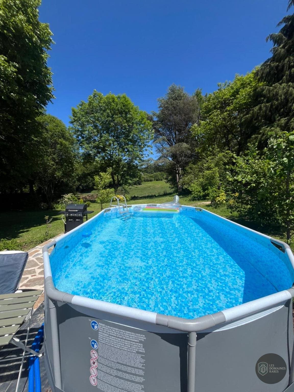 Piscine et activités du lieu Le Cantou à Limoges en Nouvelle-Aquitaine