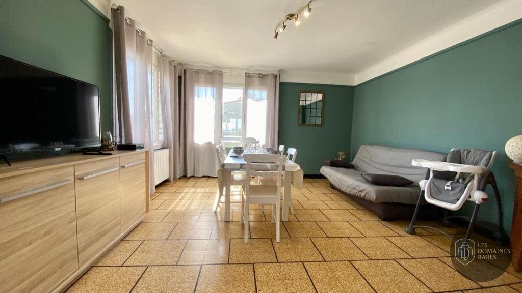 Vue extérieure du domaine Le Carlotta à Caen en Normandie