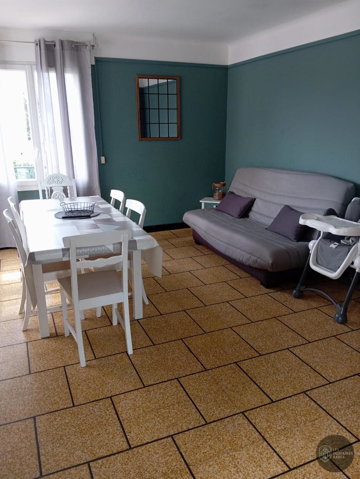 Espace intérieur du domaine Le Carlotta à Caen en Normandie