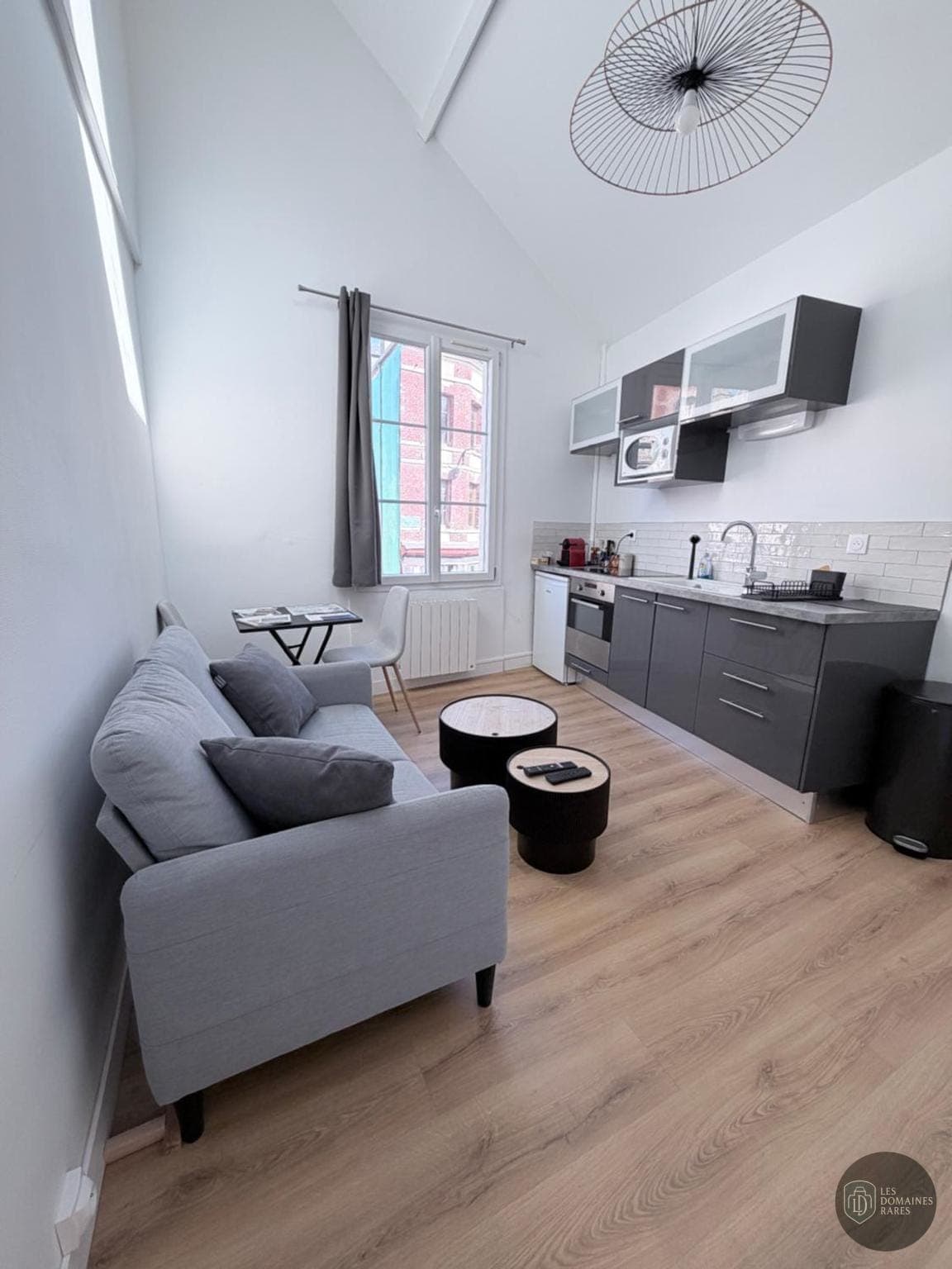 Espace intérieur de l'hôtel Le Central Trouville en Normandie