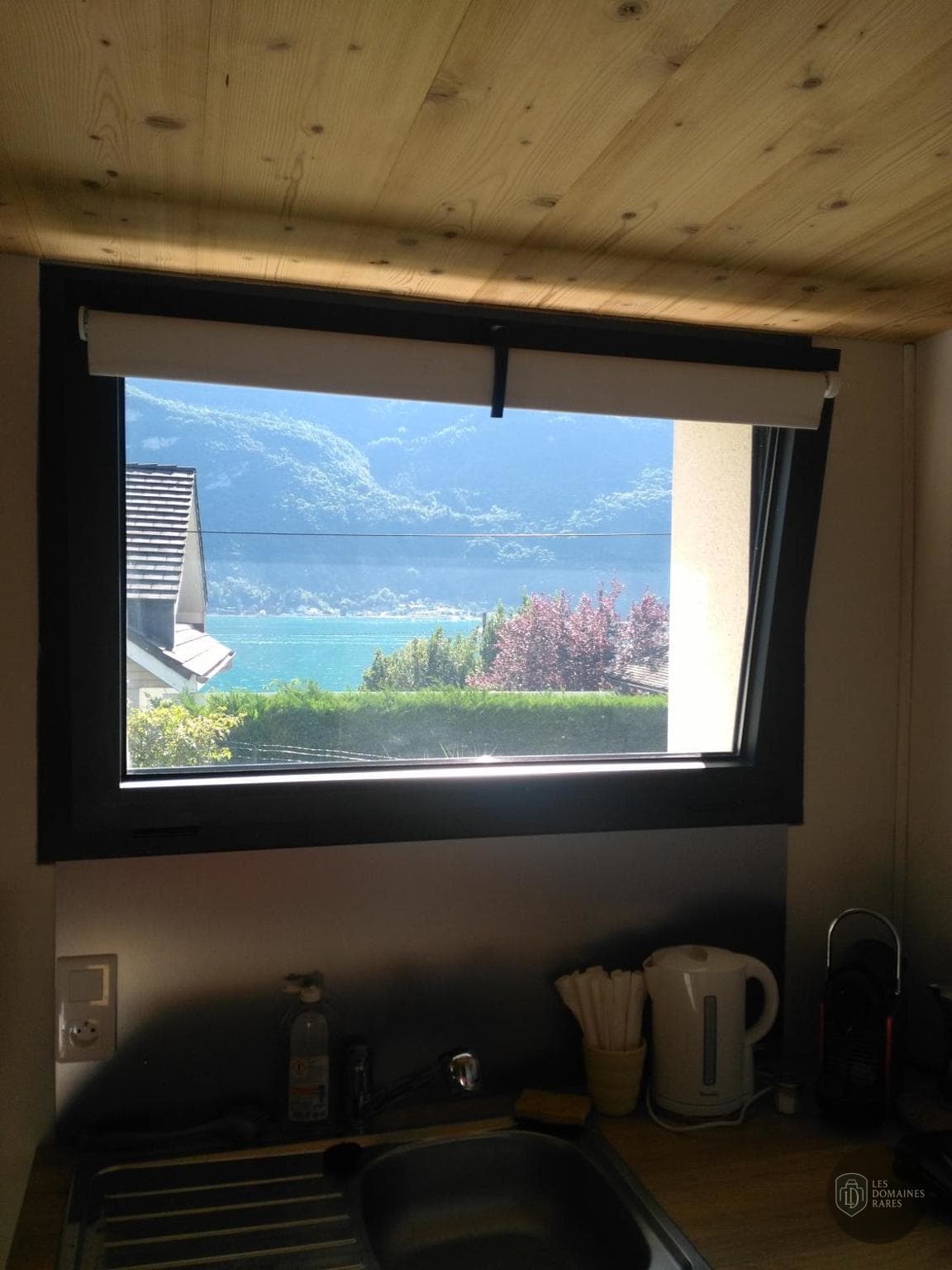 Vue extérieure du lieu Le Chalet du Lac à Pierrefonds en Hauts-de-France