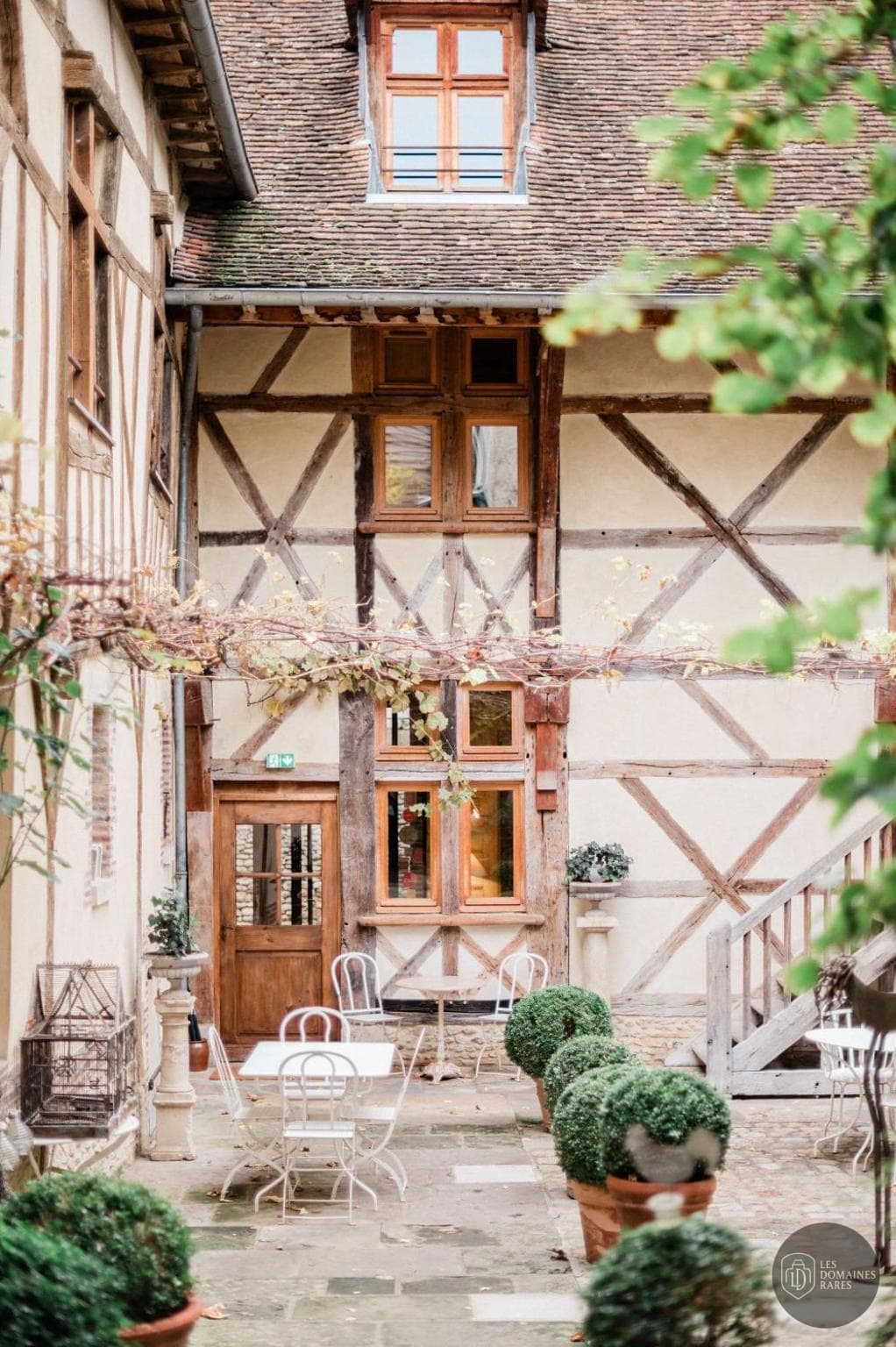 Vue extérieure de l'hôtel Le Champ des Oiseaux à Troyes en Grand Est
