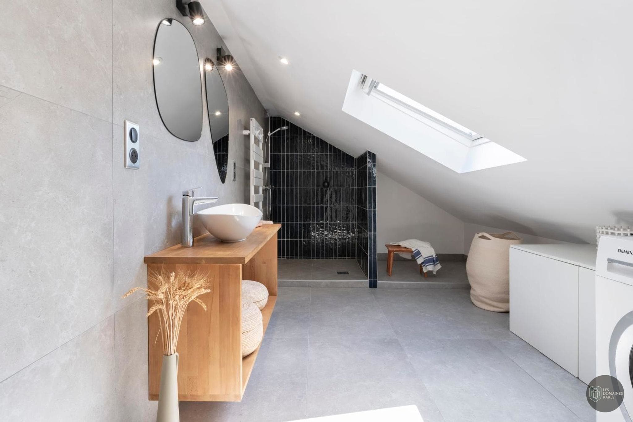 Salle de bain de l'hôtel Le Charles Livon à Marseille en Provence-Alpes-Côte d'Azur