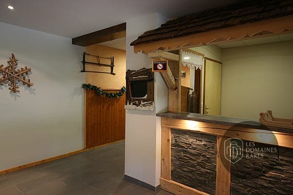 Espace intérieur du domaine Le Chenex en Auvergne-Rhône-Alpes
