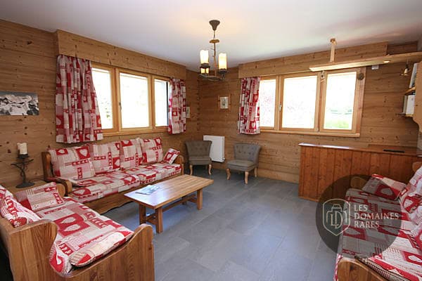 Espace intérieur du domaine Le Chenex en Auvergne-Rhône-Alpes