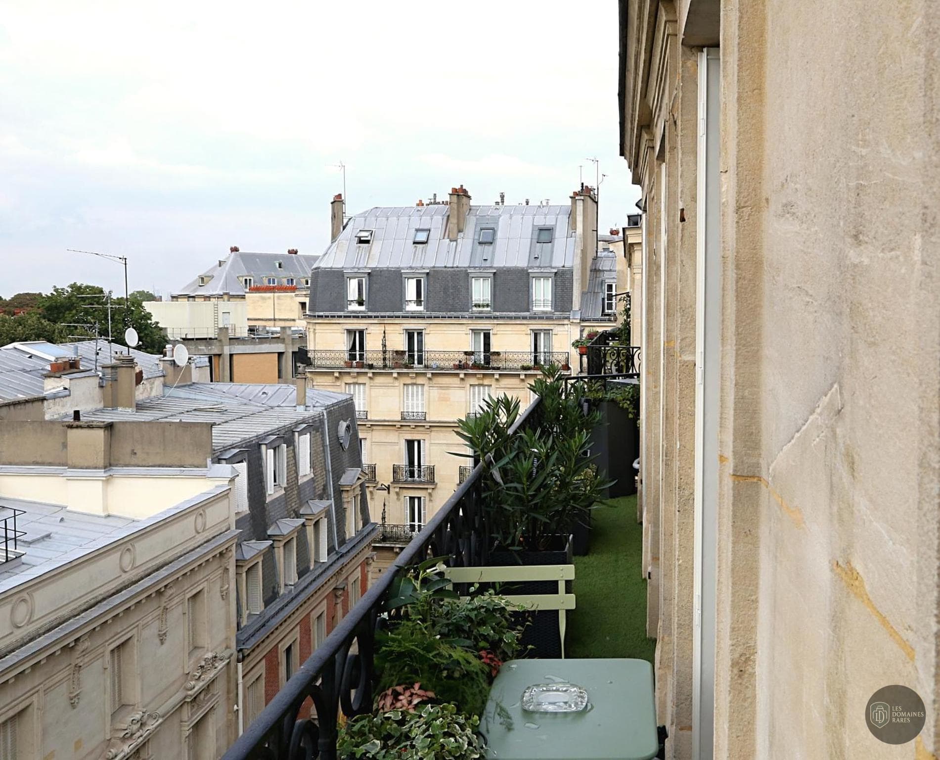 Vue extérieure du lieu Le Ciel de Paris à Paris en Île-de-France