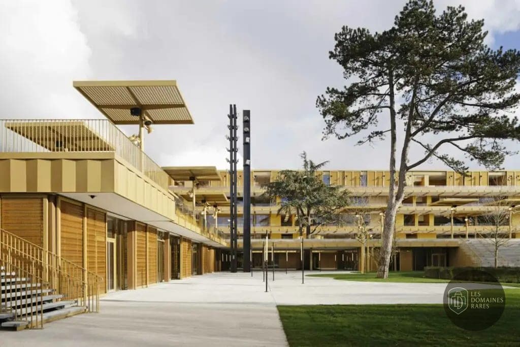Vue extérieure du lieu Le Cineart à Nanterre en Île-de-France
