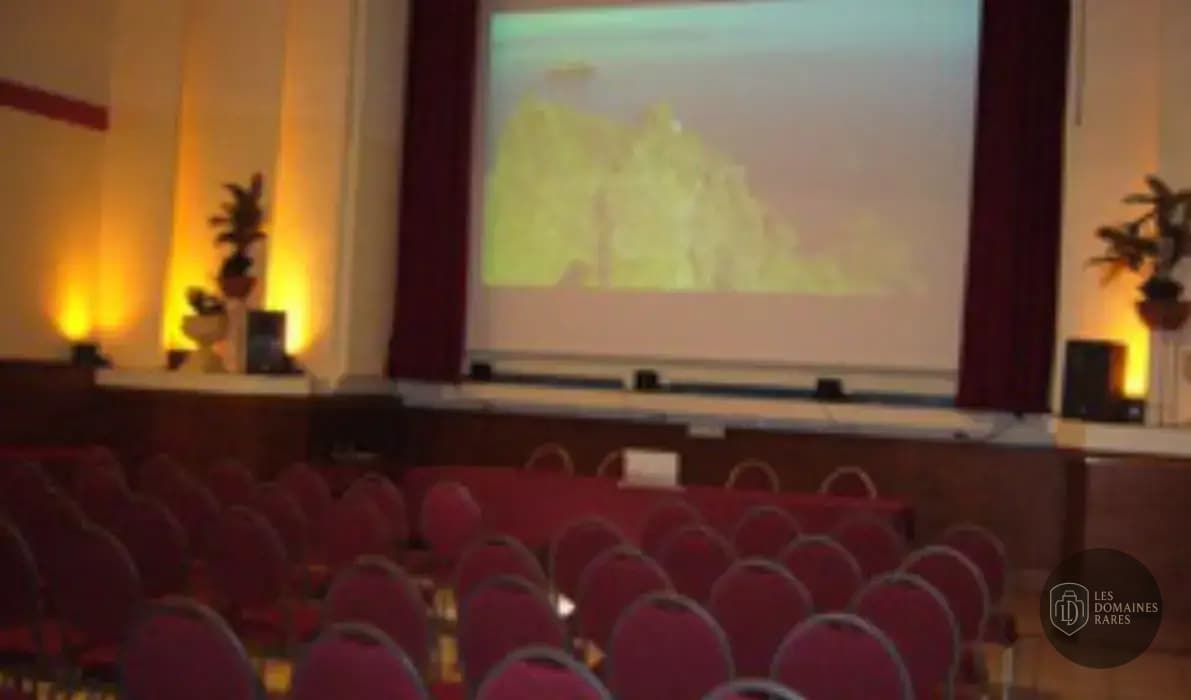 Salle de réunion 2 du lieu Le Cineart à Nanterre en Île-de-France