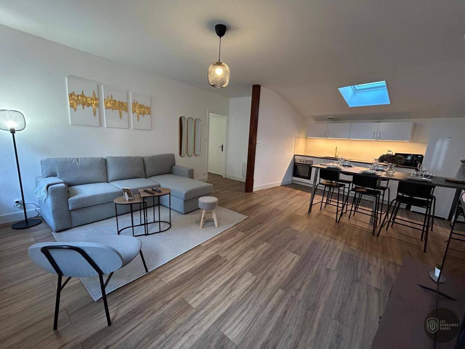 Espace intérieur de l'hôtel Le Clem' à La en Pays de la Loire
