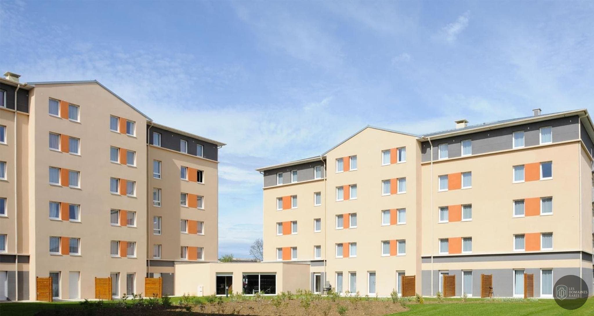Vue extérieure de l'hôtel Le Clos Beaumois à Caen en Normandie
