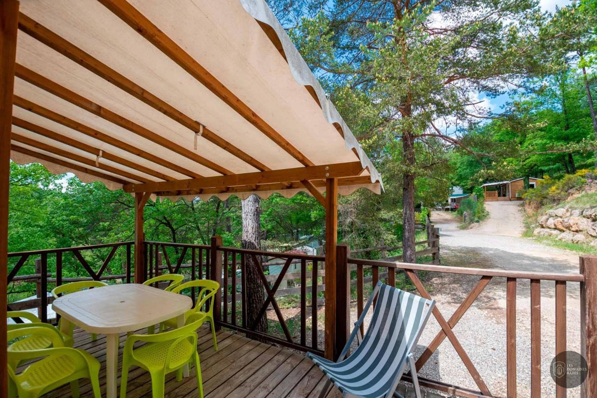 Vue extérieure de l'hôtel Le Clos de Barbey en Provence-Alpes-Côte d'Azur
