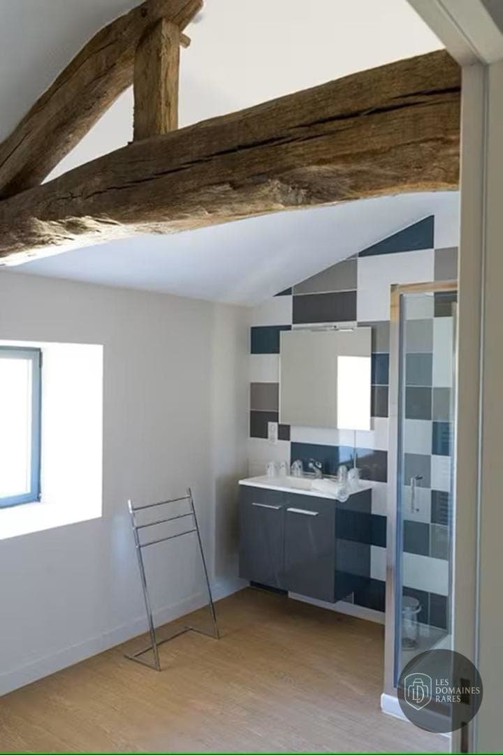 Salle de bain du lieu Le Clos de l’Archeneau à Bressuire en Nouvelle-Aquitaine