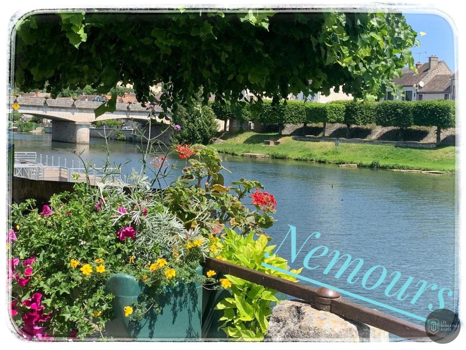 Vue extérieure de l'hôtel Le Clos des Lys à Perpignan en Occitanie